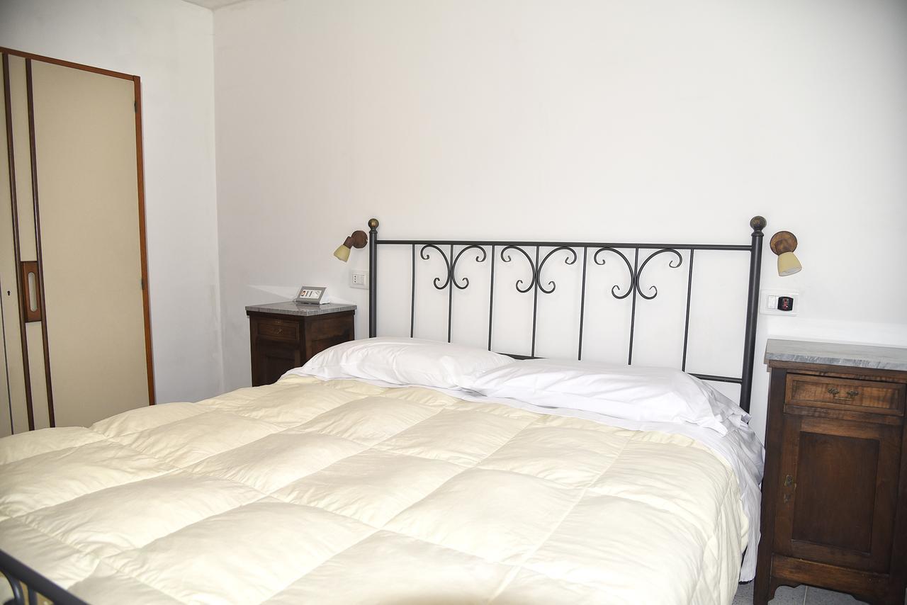 Due Pini Appartement Corniglia Buitenkant foto