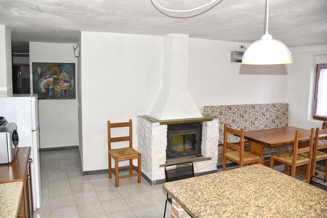 Due Pini Appartement Corniglia Buitenkant foto